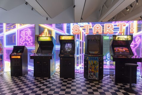 A Mestre apre PLAYERS, la mostra di M9 sui videogiochi con cabinati e console da giocare