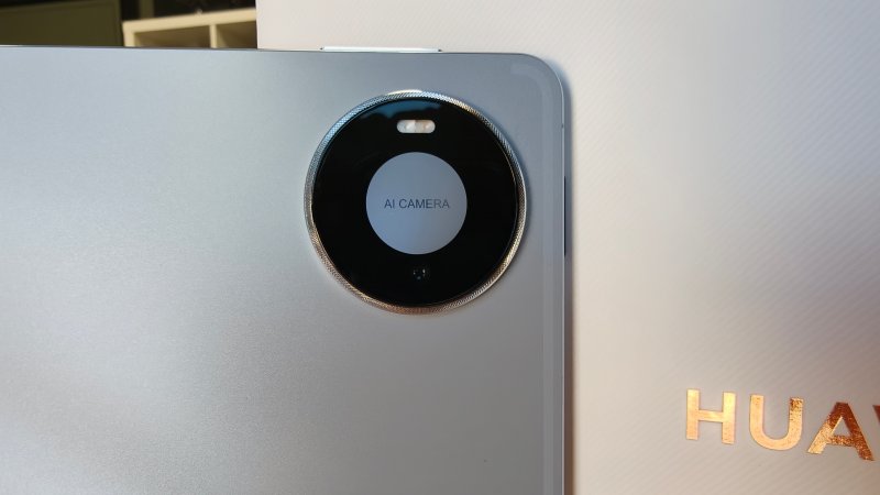 La fotocamera posteriore da 50 MP del Huawei MatePad Pro