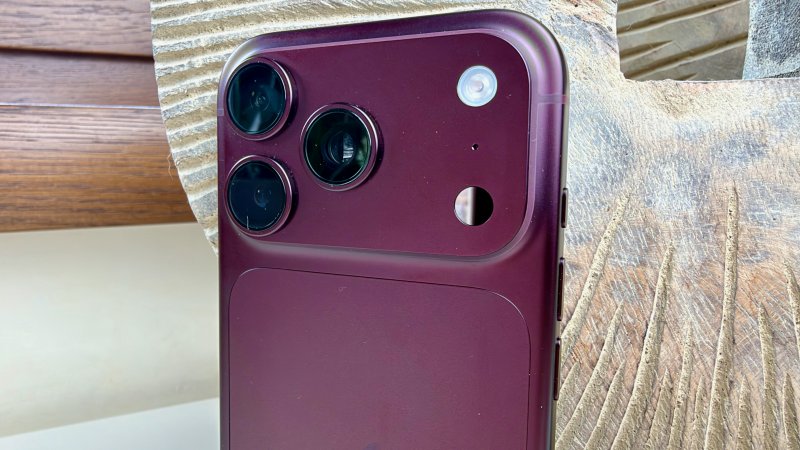 Il modulo fotocamere di iPhone 18 Pro